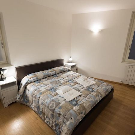 Casa Piazza Del Porto Villa Lovere Eksteriør billede