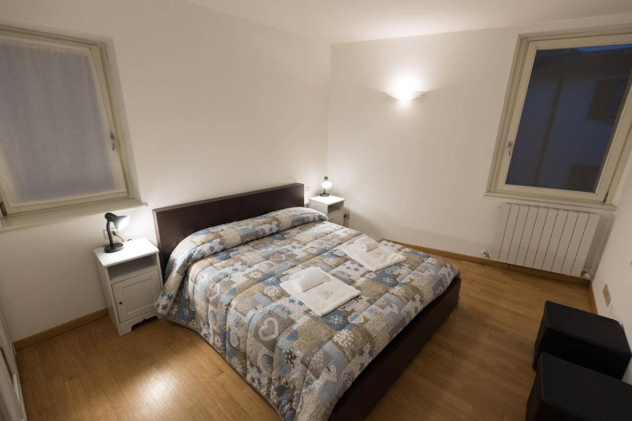 Casa Piazza Del Porto Villa Lovere Eksteriør billede