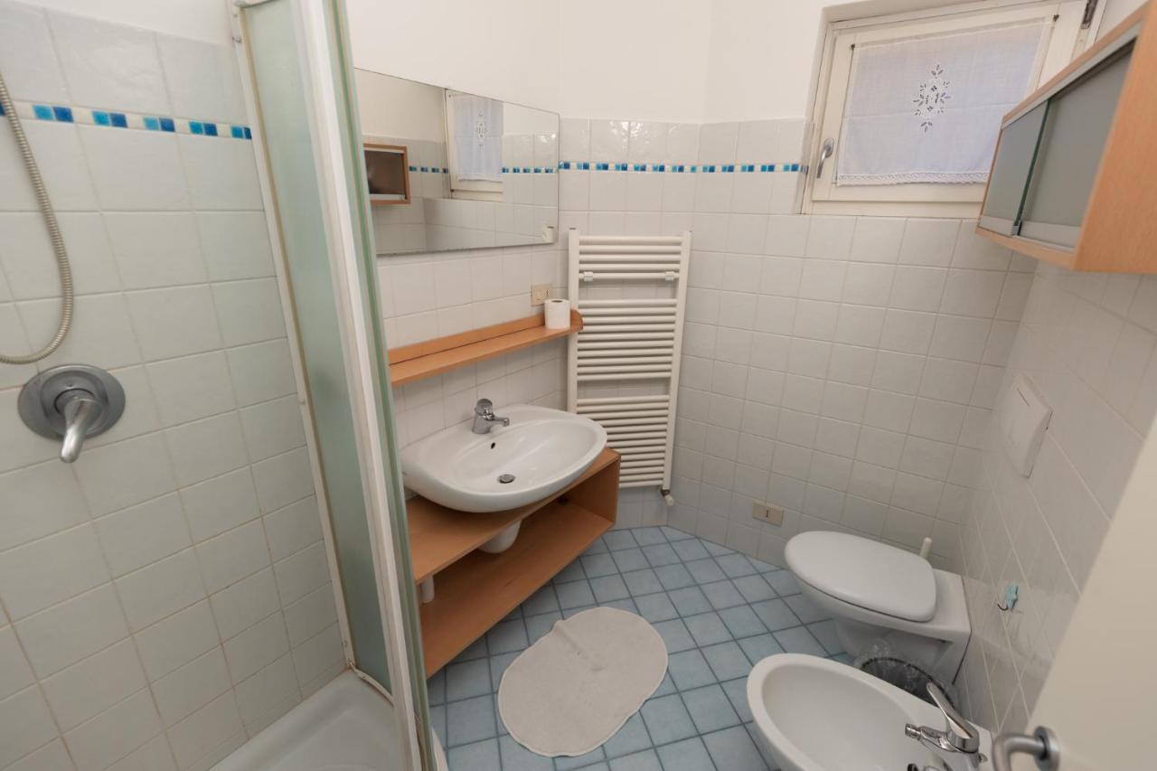 Casa Piazza Del Porto Villa Lovere Eksteriør billede